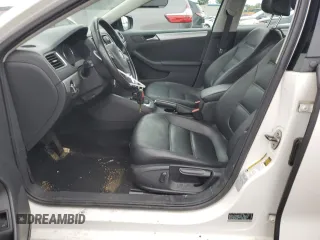 2013 Volkswagen Jetta SE with VIN 3VWDP7AJ8DM277587, listed as a Copart auction lot 58093815 with 136,608 mi miles and Salvage title. Bid and sale history available at DreamBid. Image 7.