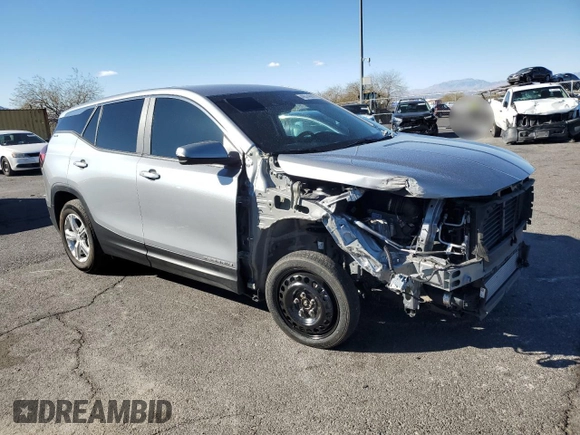 2024 GMC Terrain SLE with VIN 3GKALMEG2RL122288, listed as a Copart auction lot 49314065 with 17,338 mi miles and Salvage Title. Bid and sale history available at carsss.com. Image 4.