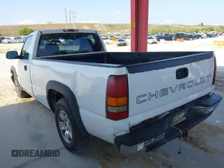 2002 Chevrolet Silverado 1500 Commercial with VIN 1GCEC14W42Z159104, listed as a IAAI auction lot 42183857 with 257,956 mi miles and . Bid and sale history available at DreamBid. Image 3.