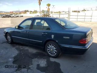 2001 Mercedes-Benz E-Class with VIN WDBJF65J81B351041, listed as a Copart auction lot 80555014 with 172,091 mi miles and Clean Title. Bid and sale history available at carsss.com. Image 2.