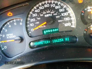2004 Chevrolet Tahoe LT z VIN 1GNEC13Z04J318074, wystawiony jako IAAI lot #41755717 z przebiegiem 186 254 mil mil oraz . Historia ofert i sprzedaży dostępna na DreamBid. Obrazek 7.