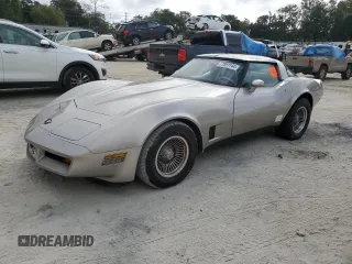 1982 Chevrolet Corvette with VIN 1G1AY0784C5118335, listed as a Copart auction lot 77951144 with 73,651 mi miles and Salvage Title. Bid and sale history available at carsss.com. Image 1.
