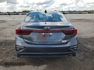2021 Kia Forte FE z VIN 3KPF24AD8ME373460, wystawiony jako Copart lot #45184105 z przebiegiem 54 878 mil mil oraz Czysty tytuł • Clean title. Historia ofert i sprzedaży dostępna na DreamBid. Obrazek 6.