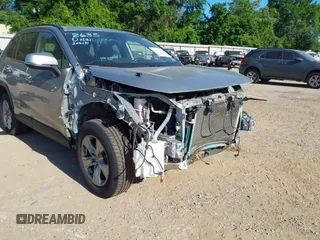 2019 Toyota RAV4 XLE with VIN JTMW1RFV7KD041106, listed as a IAAI auction lot 41759077 with 187,723 mi miles and . Bid and sale history available at DreamBid. Image 6.