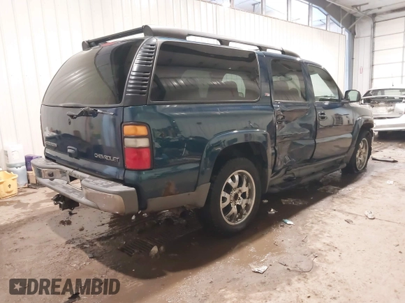 2005 Chevrolet Suburban Z71 with VIN 3GNFK16Z15G279856, listed as a IAAI auction lot 41605091 with 226,136 mi miles and . Bid and sale history available at DreamBid. Image 4.