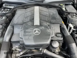 2004 Mercedes-Benz SL 500 z VIN WDBSK75F54F070815, wystawiony jako Copart lot #80721165 z przebiegiem 131 550 mil mil oraz Czysty tytuł • Clean title. Historia ofert i sprzedaży dostępna na DreamBid. Obrazek 11.