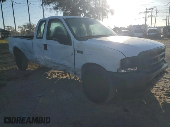 2003 Ford F-250 XL with VIN 1FTNX20L73EC70163, listed as a Copart auction lot 77061204 with 387,321 mi miles and Salvage title. Bid and sale history available at DreamBid. Image 4.