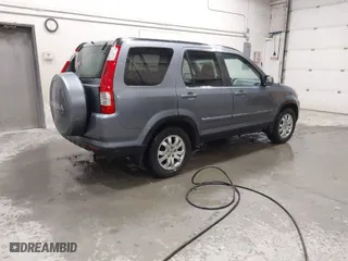 2006 Honda CR-V EX SE with VIN JHLRD78956C008287, listed as a IAAI auction lot 41765006 with 125,443 mi miles. Bid and sale history available at carsss.com. Image 4.
