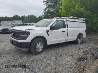 2024 Ford F-150 XL с VIN 1FTMF1KP0RKE02893, выставлен на аукционе Copart как лот 45538915 с пробегом 5 561 миль миль и Списание • Salvage title. История ставок и продаж доступна на DreamBid. Изображение 1.