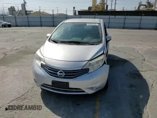 2015 Nissan Note SV z VIN 3N1CE2CPXFL372205, wystawiony jako Copart lot #61229735 z przebiegiem 91 889 mil mil oraz Szkoda całkowita • Salvage title. Historia ofert i sprzedaży dostępna na DreamBid. Obrazek 13.