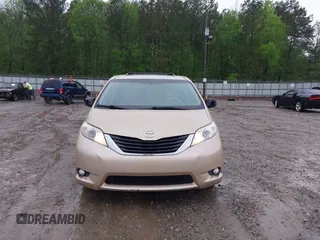 2014 Toyota Sienna XLE with VIN 5TDYK3DC1ES416999, listed as a IAAI auction lot 41972378 with 119,179 mi miles. Bid and sale history available at carsss.com. Image 12.