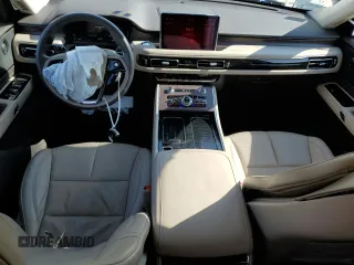 2023 Lincoln Aviator Reserve z VIN 5LM5J7XC9PGL09911, wystawiony jako Copart lot #53422075 z przebiegiem 29 377 mil mil oraz Szkoda całkowita • Salvage title. Historia ofert i sprzedaży dostępna na DreamBid. Obrazek 8.