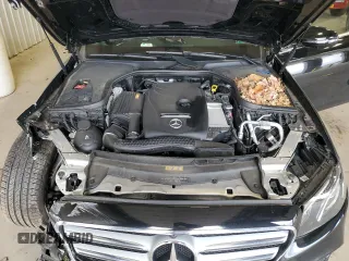 2019 Mercedes-Benz E-Class E 300 with VIN WDDZF4KB8KA528772, listed as a Copart auction lot 46392773 with 33,236 mi miles. Bid and sale history available at carsss.com. Image 11.