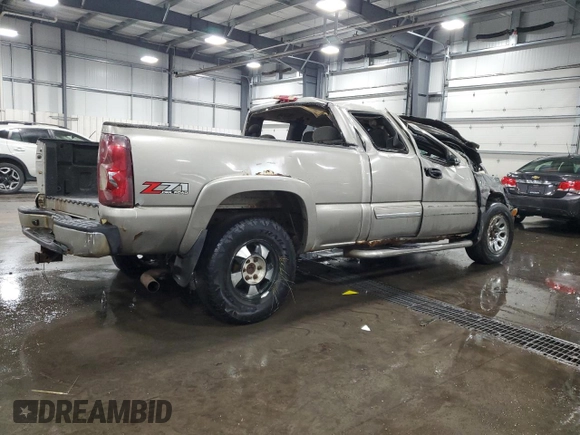 2003 Chevrolet Silverado 1500 LS z VIN 2GCEK19TX31283180, wystawiony jako Copart lot #73982354 z przebiegiem Nie podano mil oraz Nie do naprawy • Non repairable. Historia ofert i sprzedaży dostępna na DreamBid. Obrazek 3.