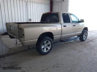 2005 Dodge Ram 1500 SLT with VIN 1D7HU18D35S198322, listed as a IAAI auction lot 41650788 with 220,072 mi miles. Bid and sale history available at carsss.com. Image 4.