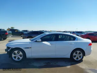 2018 Jaguar XE 25t with VIN SAJAR4FXXJCP31218, listed as a IAAI auction lot 41406848 with 117,538 mi miles. Bid and sale history available at carsss.com. Image 15.