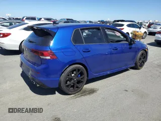 2023 Volkswagen Golf 20th Anniversary Edition z VIN WVWBB7CD2PW193219, wystawiony jako Copart lot #70909494 z przebiegiem 4 246 mil mil oraz Szkoda całkowita • Salvage title. Historia ofert i sprzedaży dostępna na DreamBid. Obrazek 3.
