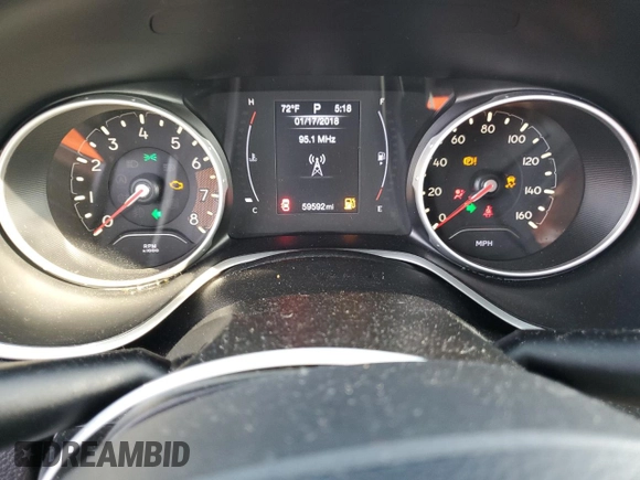 2019 Jeep Compass Latitude z VIN 3C4NJCBB2KT855811, wystawiony jako Copart lot #56063745 z przebiegiem 59 592 mil mil oraz Szkoda całkowita • Salvage title. Historia ofert i sprzedaży dostępna na DreamBid. Obrazek 9.