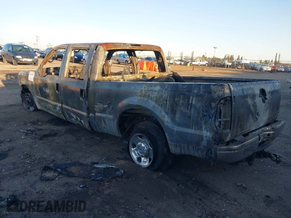 2007 Ford F-250 XL z VIN 1FTSW21P97EA26253, wystawiony jako IAAI lot #41918836 z przebiegiem Nie podano mil oraz . Historia ofert i sprzedaży dostępna na DreamBid. Obrazek 3.