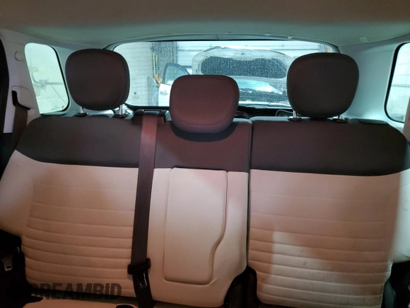 2014 FIAT 500L Easy with VIN ZFBCFABH4EZ015157, listed as a Copart auction lot 53184395 with 111,873 mi miles and Clean Title. Bid and sale history available at carsss.com. Image 10.