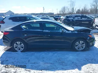 2013 Acura ILX with VIN 19VDE1F32DE015048, listed as a IAAI auction lot 41541956 with 92,403 mi miles. Bid and sale history available at carsss.com. Image 13.