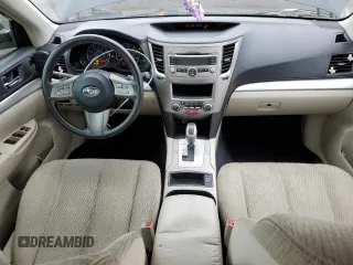 2011 Subaru Legacy 2.5i z VIN 4S3BMBA62B3232418, wystawiony jako Copart lot #58913795 z przebiegiem 160 138 mil mil oraz Szkoda całkowita • Salvage title. Historia ofert i sprzedaży dostępna na DreamBid. Obrazek 8.