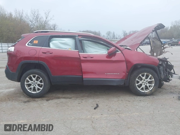 2016 Jeep Cherokee Latitude z VIN 1C4PJMCS1GW122874, wystawiony jako IAAI lot #42100773 z przebiegiem Nie podano mil oraz . Historia ofert i sprzedaży dostępna na DreamBid. Obrazek 12.