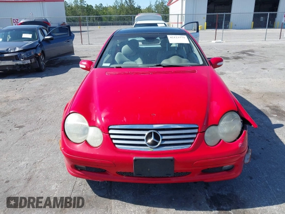 2002 Mercedes-Benz C 230/260/280/320 with VIN WDBRN47J52A224536, listed as a IAAI auction lot 42123771 with 105,316 mi miles and . Bid and sale history available at DreamBid. Image 12.
