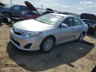 2014 Toyota Camry L with VIN 4T4BF1FK8ER421682, listed as a Copart auction lot 52621075 with 31,272 mi miles and Salvage Title. Bid and sale history available at DreamBid. Image 1.
