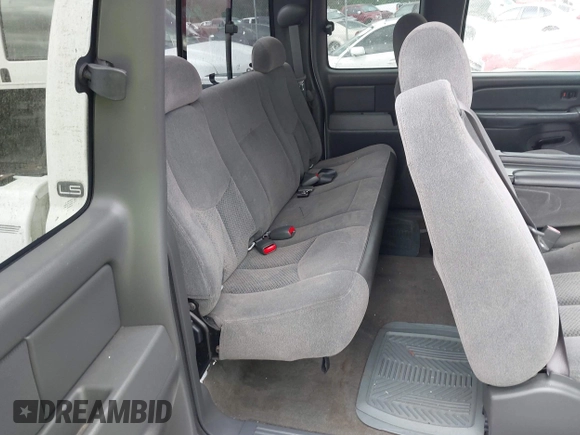 2005 Chevrolet Silverado 1500 LS with VIN 2GCEC19T351374467, listed as a IAAI auction lot 42383053 with 124,273 mi miles and . Bid and sale history available at DreamBid. Image 8.
