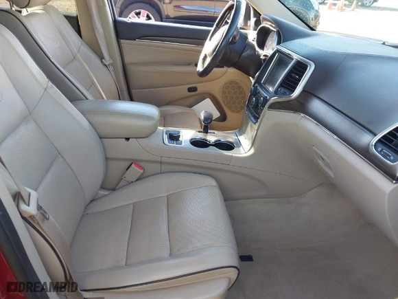 2014 Jeep Grand Cherokee Overland with VIN 1C4RJFCGXEC280970, listed as a IAAI auction lot 41504380 with 115,534 mi miles. Bid and sale history available at carsss.com. Image 5.
