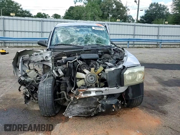 2005 Dodge Dakota SLT with VIN 1D7HE48K15S133160, listed as a Copart auction lot 70200384 with 233,215 mi miles and Salvage Title. Bid and sale history available at DreamBid. Image 10.