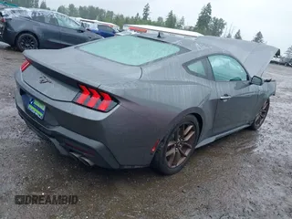 2024 Ford Mustang EcoBoost с VIN 1FA6P8TH3R5138045, выставлен на аукционе IAAI как лот 42385957 с пробегом 1 708 миль миль и . История ставок и продаж доступна на DreamBid. Изображение 4.