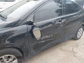 2016 Hyundai Accent SE with VIN KMHCT4AE1GU121365, listed as a IAAI auction lot 41871819 with 129,485 mi miles and . Bid and sale history available at DreamBid. Image 13.