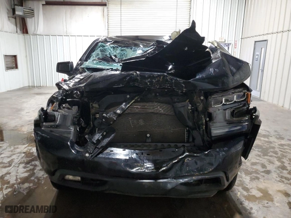 2019 Chevrolet Silverado 1500 RST with VIN 3GCUYEED4KG284184, listed as a Copart auction lot 44963255 with 117,669 mi miles and Salvage Title. Bid and sale history available at carsss.com. Image 5.