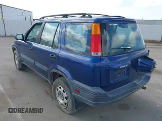 1998 Honda CR-V LX with VIN JHLRD1845WC078826, listed as a IAAI auction lot 41893203 with 198,236 mi miles and . Bid and sale history available at carsss.com. Image 3.