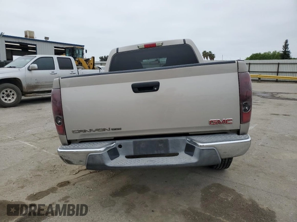2004 GMC Canyon 1SB SLE Z85 with VIN 1GTCS136048117601, listed as a Copart auction lot 53204575 with 193,697 mi miles and Salvage Title. Bid and sale history available at carsss.com. Image 6.