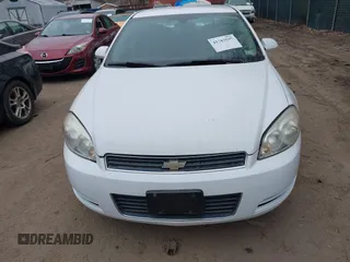 2010 Chevrolet Impala Police Police with VIN 2G1WD5EMXA1256720, listed as a IAAI auction lot 41783597 with 136,901 mi miles. Bid and sale history available at carsss.com. Image 6.