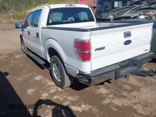 2014 Ford F-150 XL z VIN 1FTFW1CFXEFC26453, wystawiony jako IAAI lot #41490458 z przebiegiem 79 853 mil mil oraz . Historia ofert i sprzedaży dostępna na DreamBid. Obrazek 3.