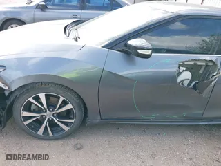 2018 Nissan Maxima SL with VIN 1N4AA6AP7JC402913, listed as a IAAI auction lot 41645150 with 126,956 mi miles. Bid and sale history available at carsss.com. Image 6.