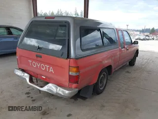 1991 Toyota Pickup с VIN JT4VN93D6M5021180, выставлен на аукционе IAAI как лот 41883926 с пробегом 252 377 миль миль и . История ставок и продаж доступна на DreamBid. Изображение 4.