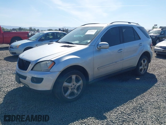 2008 Mercedes-Benz M 350 с VIN 4JGBB86E78A358475, выставлен на аукционе IAAI как лот 42398221 с пробегом 197 148 миль миль и . История ставок и продаж доступна на DreamBid. Изображение 2.