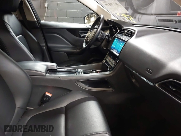 2019 Jaguar F-Pace 25t Premium with VIN SADCJ2FX2KA610431, listed as a IAAI auction lot 41818119 with 72,251 mi miles and . Bid and sale history available at DreamBid. Image 5.