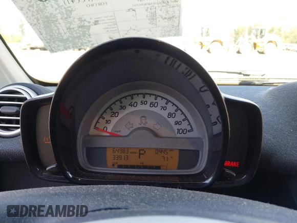 2013 Smart fortwo Pure с VIN WMEEJ3BA5DK622812, выставлен на аукционе IAAI как лот 42356026 с пробегом 64 983 миль миль и . История ставок и продаж доступна на DreamBid. Изображение 7.