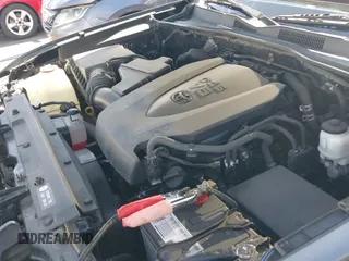 2019 Toyota Tacoma SR5 с VIN 3TMAZ5CN3KM084409, выставлен на аукционе IAAI как лот 43076335 с пробегом 73 078 миль миль и . История ставок и продаж доступна на DreamBid. Изображение 20.