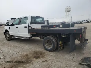 2019 Ford F-350 XL with VIN 1FD8W3HT6KEE55194, listed as a Copart auction lot 52143265 with 248,862 mi miles and Clean Title. Bid and sale history available at DreamBid. Image 2.