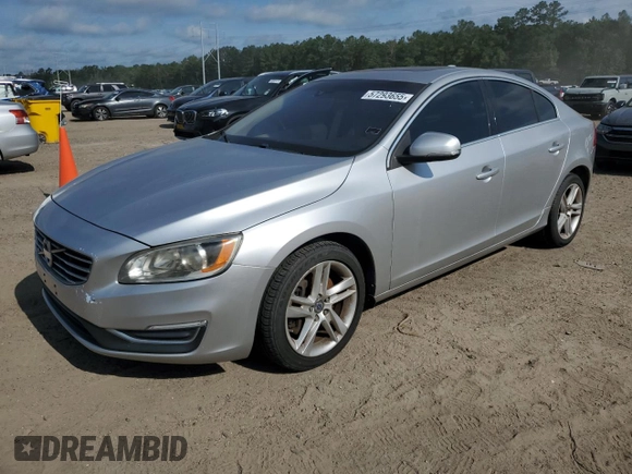 2014 Volvo S60 T5 z VIN YV1612FS3E2295726, wystawiony jako Copart lot #57293655 z przebiegiem 100 670 mil mil oraz Czysty tytuł • Clean title. Historia ofert i sprzedaży dostępna na DreamBid. Obrazek 1.