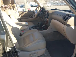 2002 Toyota Land Cruiser with VIN JTEHT05J122022183, listed as a IAAI auction lot 41440395 with 288,686 mi miles. Bid and sale history available at carsss.com. Image 5.