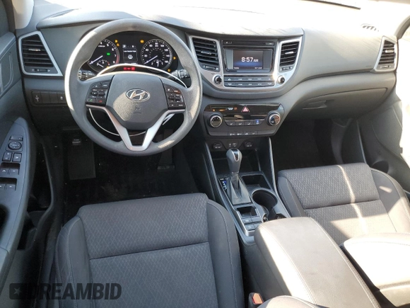 2017 Hyundai Tucson SE z VIN KM8J33A40HU293171, wystawiony jako Copart lot #48566155 z przebiegiem 23 366 mil mil oraz Szkoda całkowita • Salvage title. Historia ofert i sprzedaży dostępna na DreamBid. Obrazek 8.