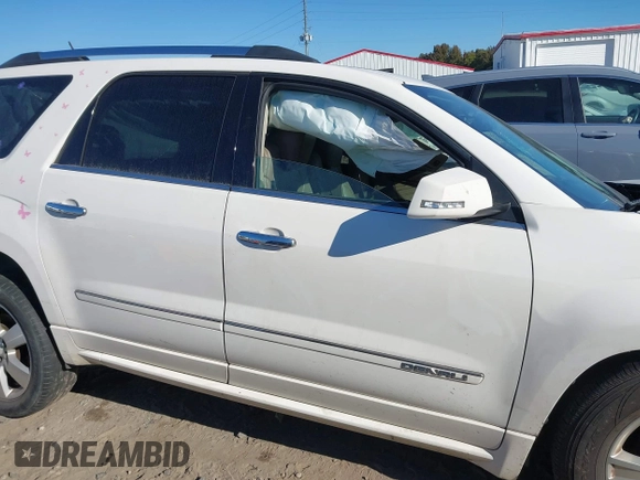2013 GMC Acadia Denali with VIN 1GKKVTKD1DJ269656, listed as a IAAI auction lot 40638533 with 128,698 mi miles. Bid and sale history available at carsss.com. Image 13.